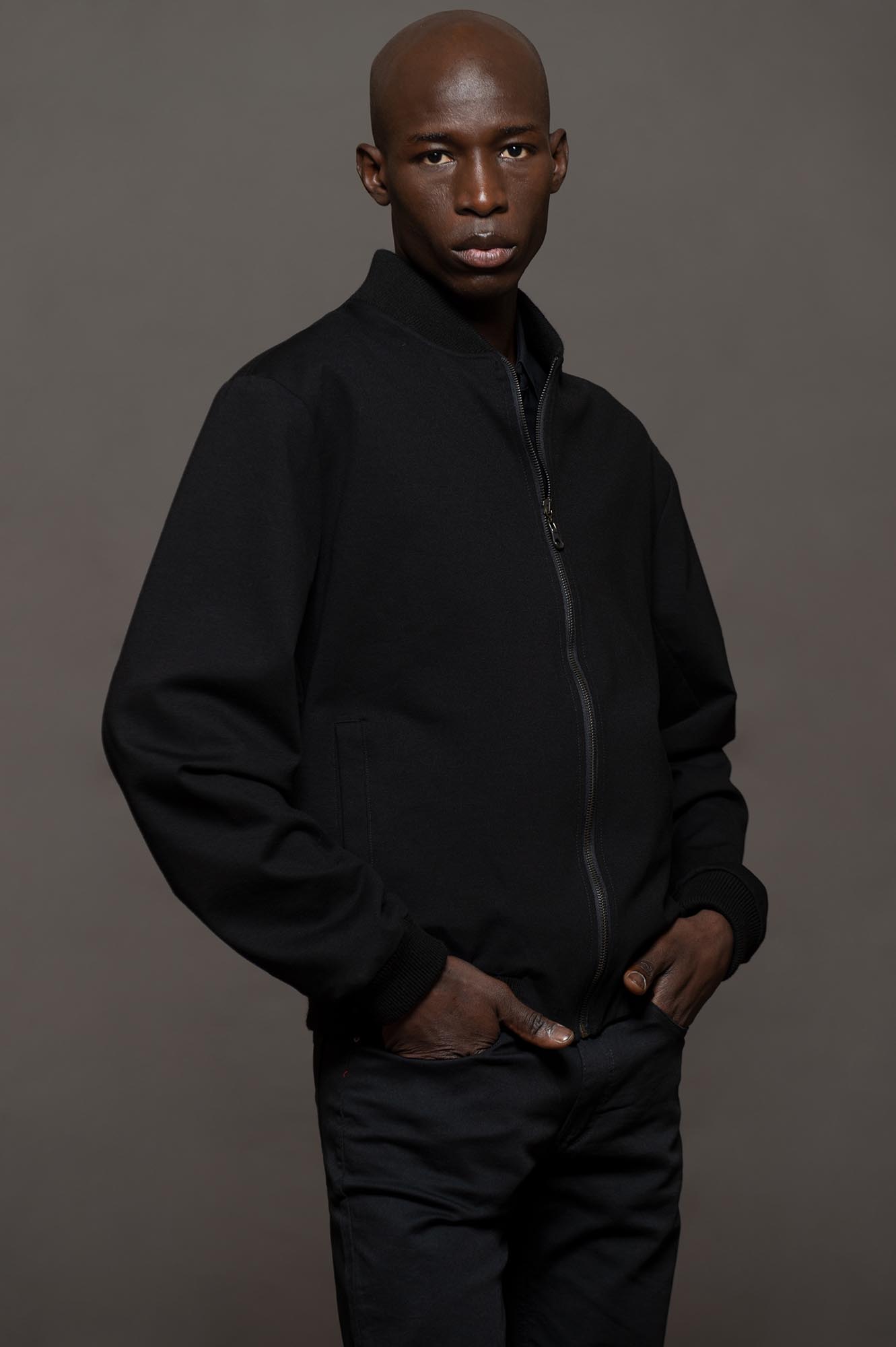 8013NE - CAMPERA AMERICANO NEGRO